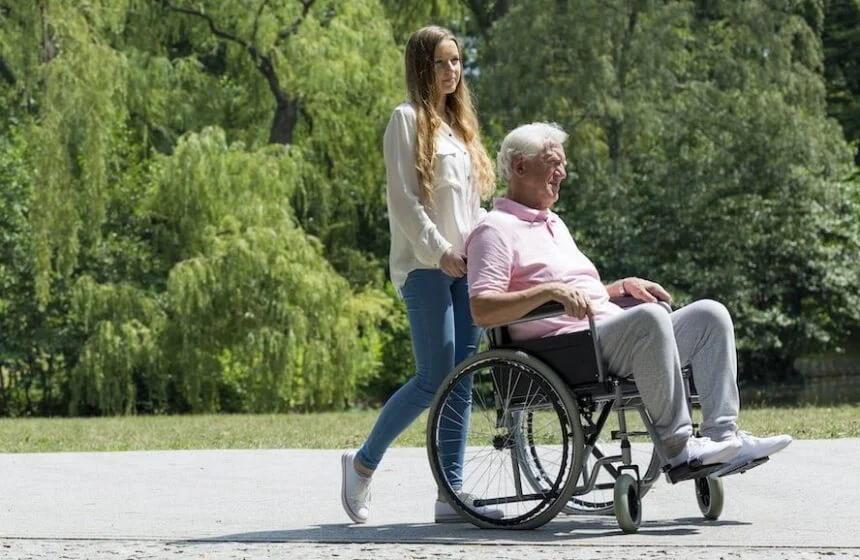 8 Best Lightweight Wheelchairs – From Transport to Electric Models