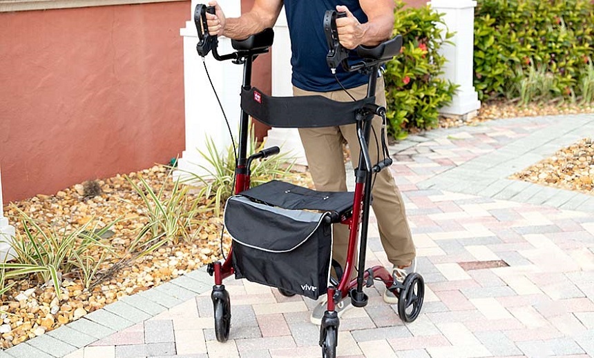 7 Best Upright Walkers for Seniors – Feel the Support! (Winter 2022)