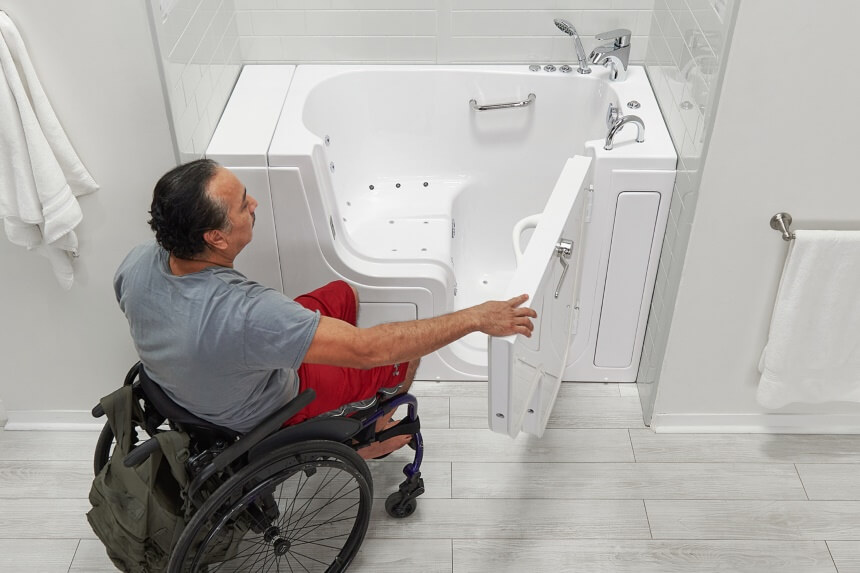 How to Bathe Someone in a Wheelchair