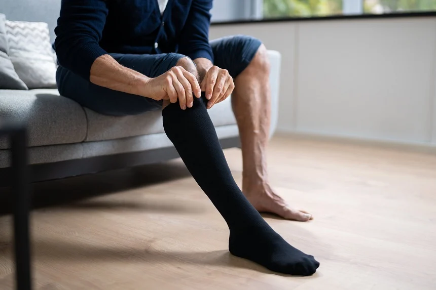 How to Improve Leg Circulation: Learn Possible Reasons and Solutions
