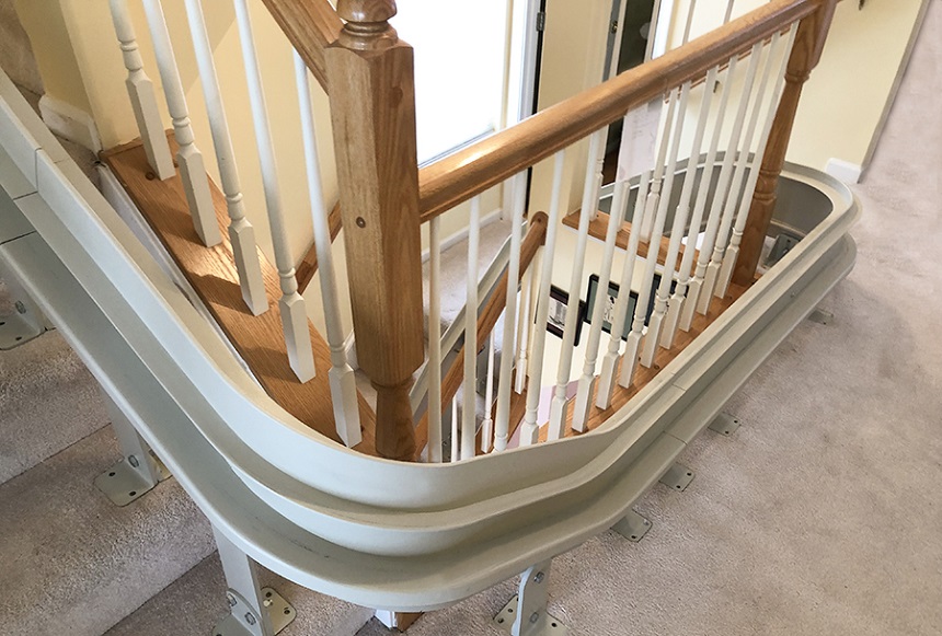 5 Best Stairlifts for Seniors: Our Comprehensive Reviews (Spring 2023)