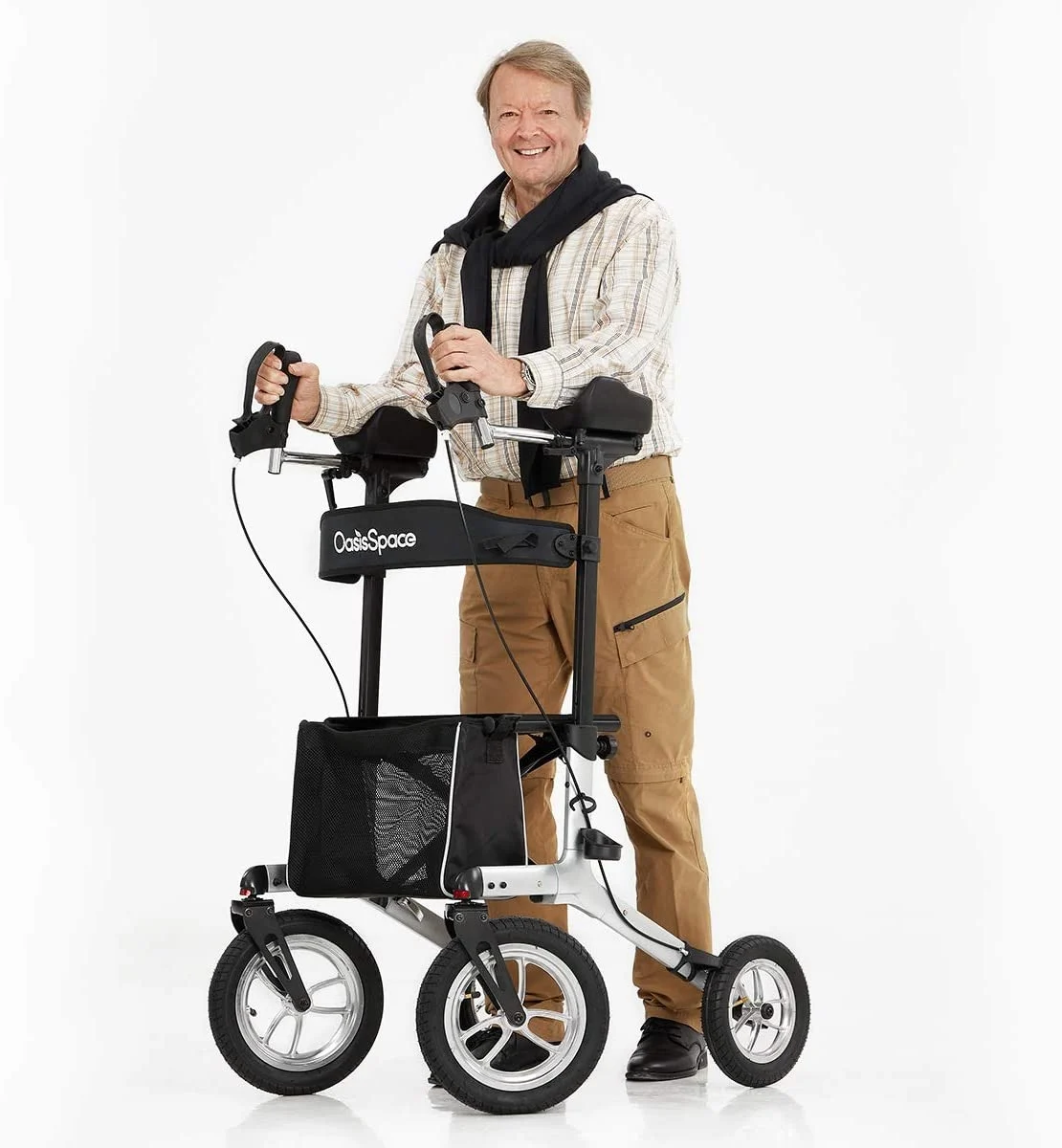 Walker with forearm support and pneumatic tires for advanced stability