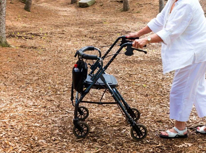 Top 4-wheel walkers – enhancing outdoor mobility for seniors